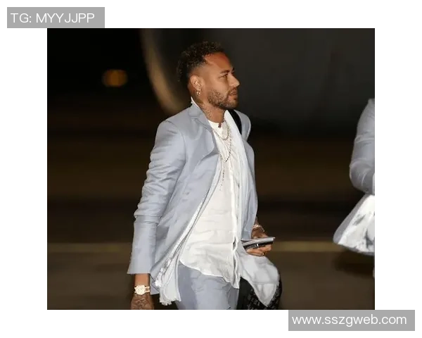 足球明星携手LV品牌展现时尚魅力的精彩瞬间与背影照片合集